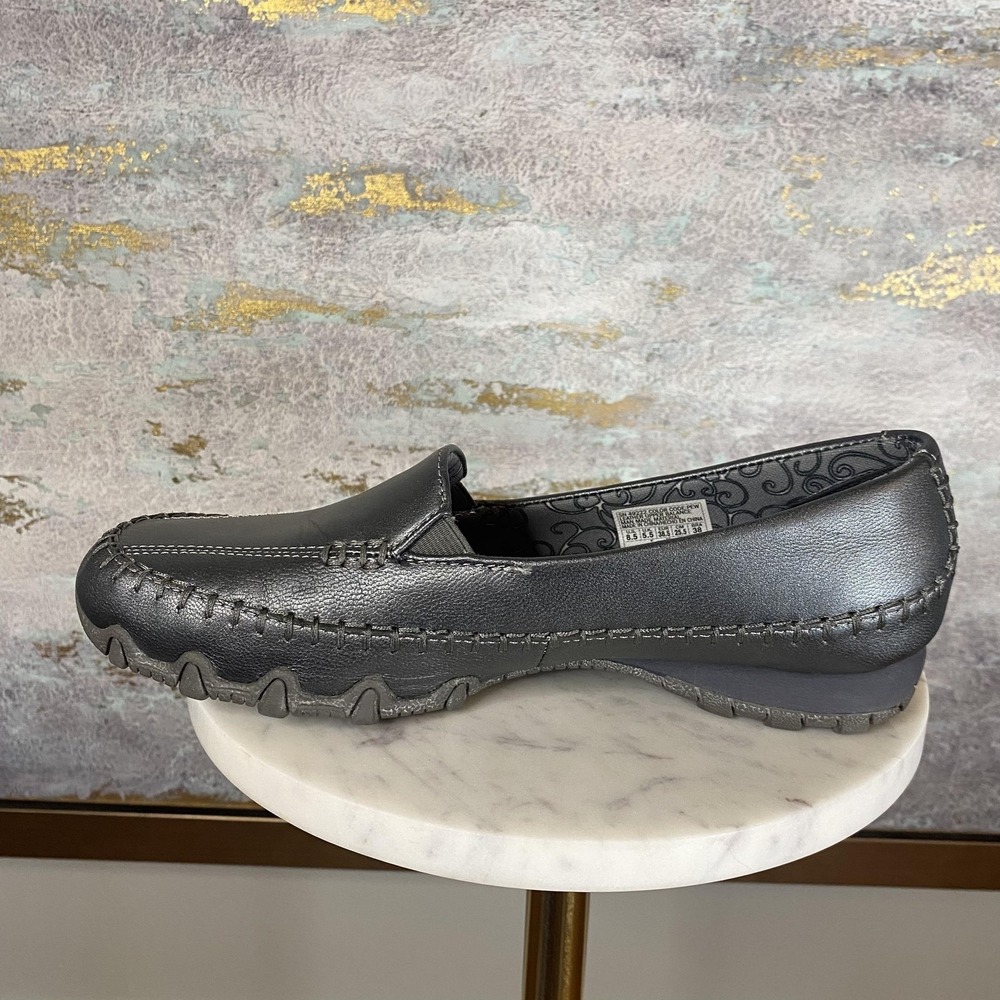 Skechers Relaxed Fit Shoes Womens Size 8.5 Gray Leather Slip On Loafers SN 49222 - Picture 7 of 10